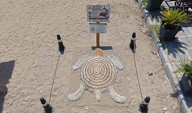 Kemer'de "Dumansız Plaj" uygulaması başladı