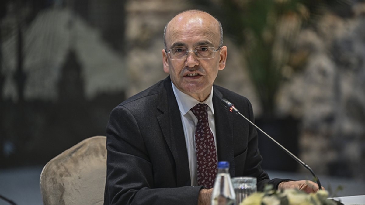 Mehmet Şimşek: Yılın ilk yarısında faiz dışı bütçe fazlası 521 milyar TL'ye ulaştı