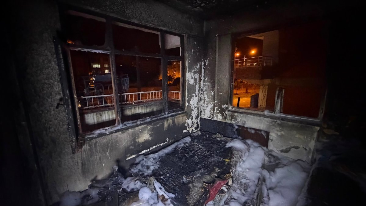Artvin'de şüpheli ev yangını: 1 yaralı 1 gözaltı