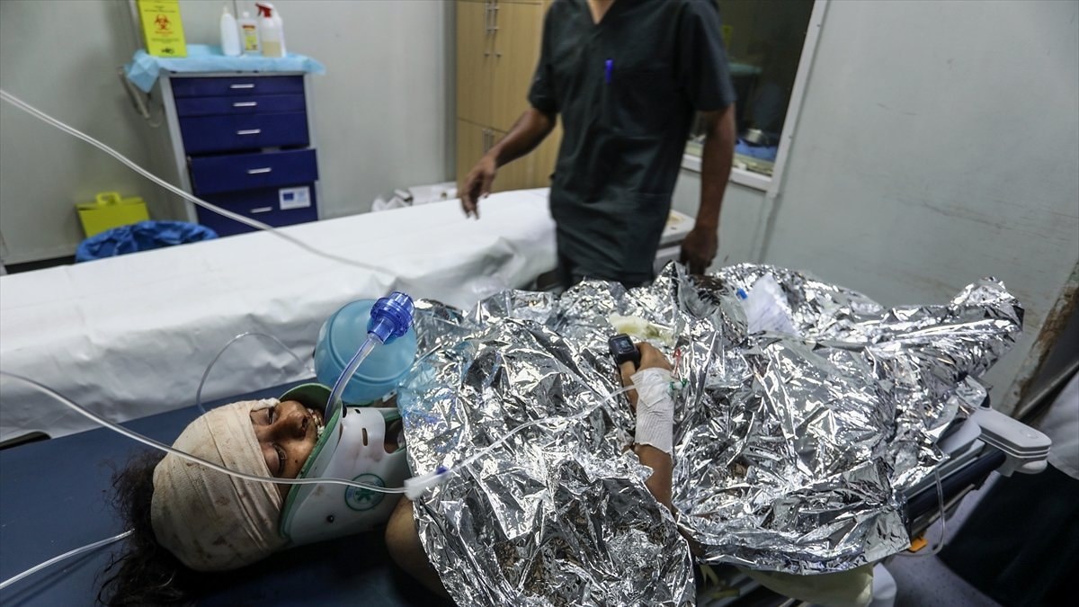 Gazze'de İsrail'in saldırılarında çocuklar yaralandı