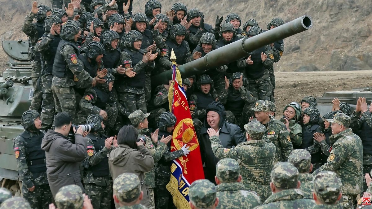 Kuzey Kore Rusya'ya 50 bin asker gönderiyor