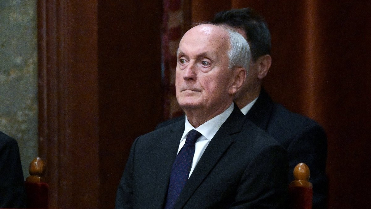 Macaristan'da Yüksek Mahkeme eski başkanı Baka, Cumhurbaşkanı seçildi