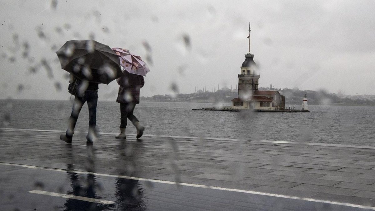 MGM'den İstanbul için sağanak yağış uyarısı