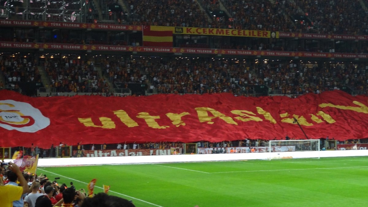UltrAslan'da Öcalan krizi: Tüm yurt içi temsilcilikler faaliyetini durdurdu