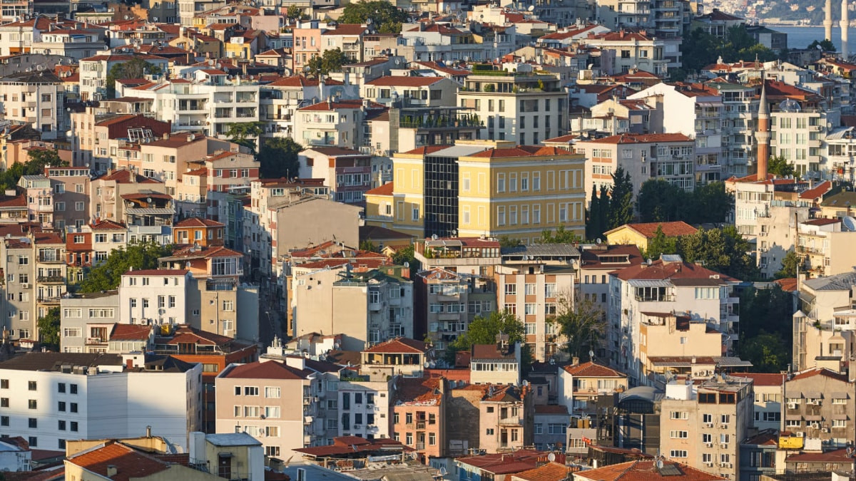 Üniversiteliler için barınma telaşı başladı: Kiralar cep yakıyor