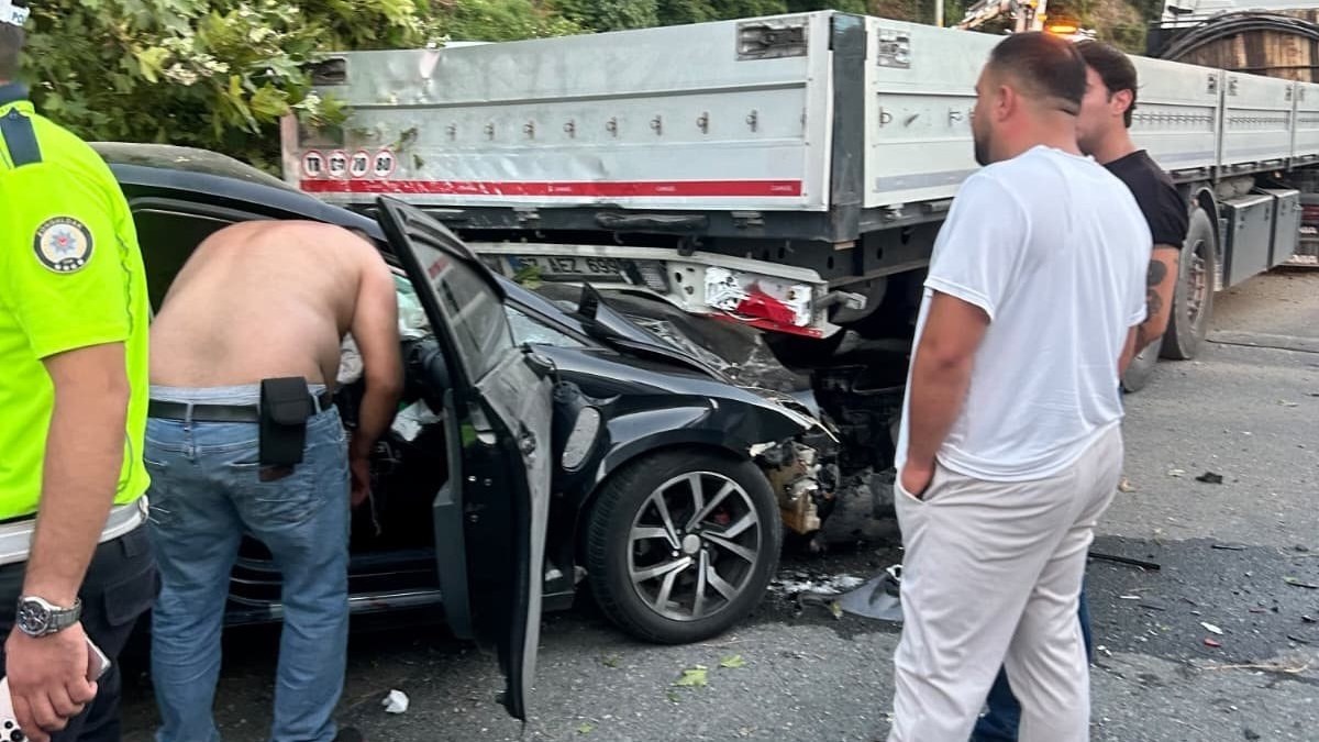 Zonguldak'ta feci kazada genç sürücü hayatını kaybetti