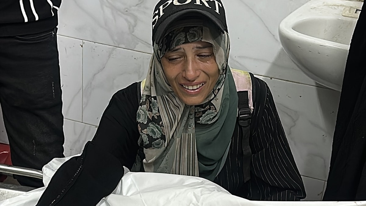 Gazze'de bir çocuk daha öldürüldü