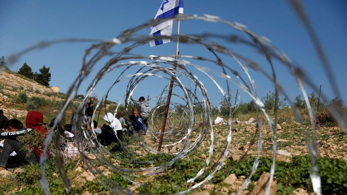 Haaretz: İsrail, Filistinlileri zorla göçe hazırlıyor