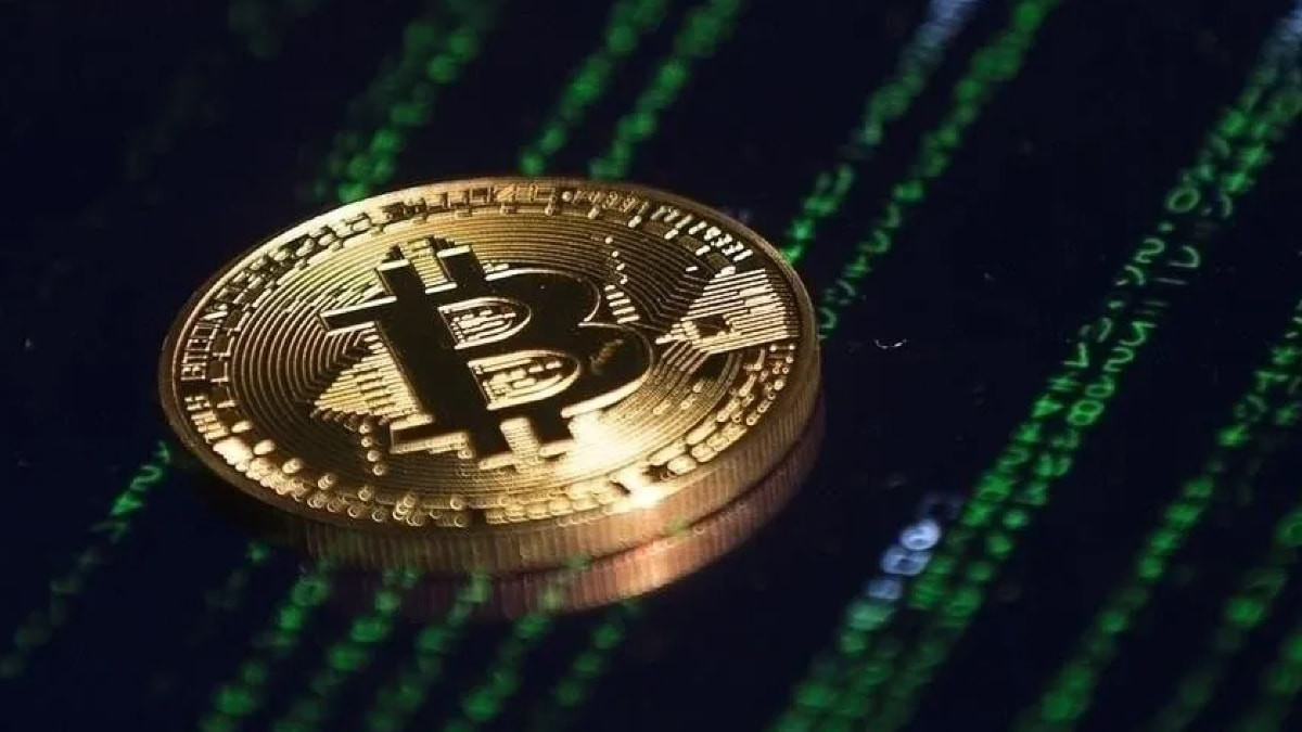 Bitcoin 79 bin dolara geriledi: ETF çıkışları ve petrol piyasayı vurdu