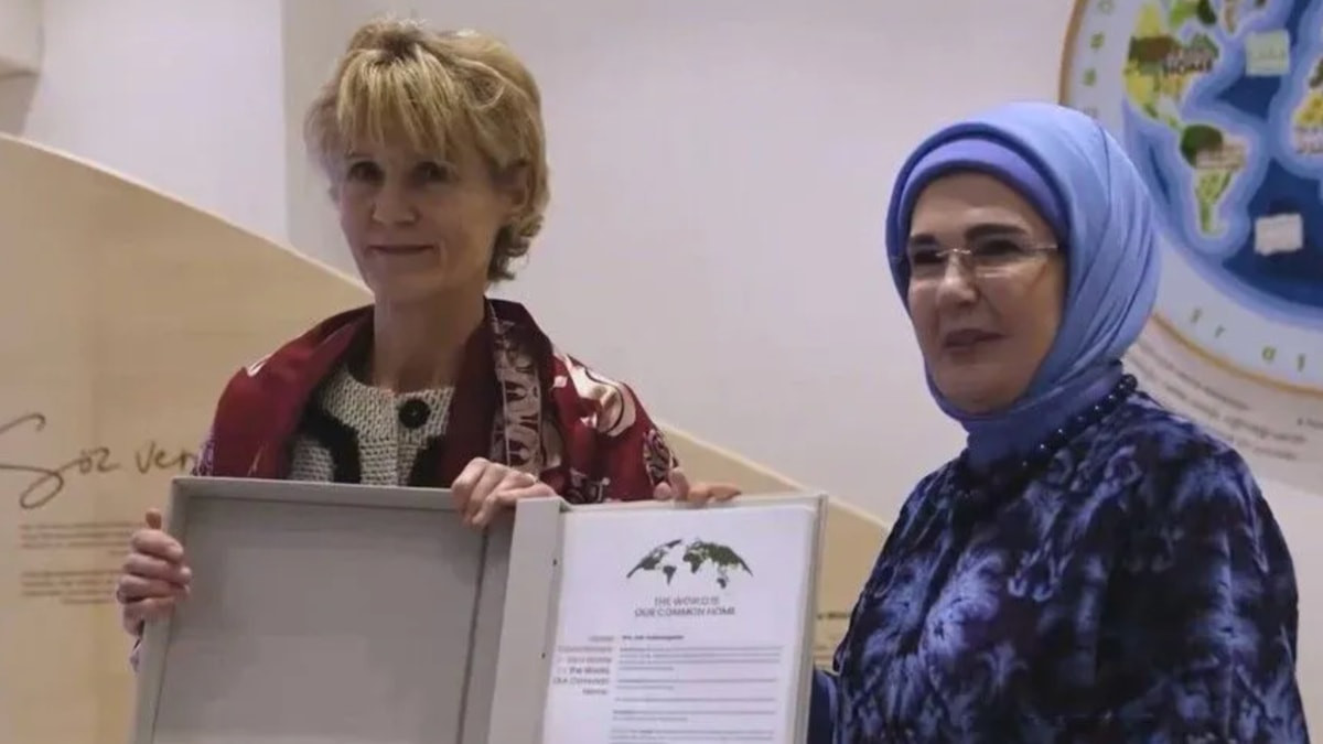 Emine Erdoğan, Kanada Başbakanı'nın eşi ile Sıfır Atık Vakfı'nı ziyaret etti