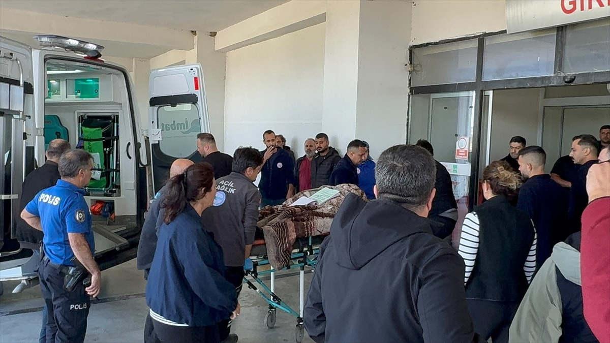 Manisa Soma'da maden göçüğü: İşçiler mahsur kaldı