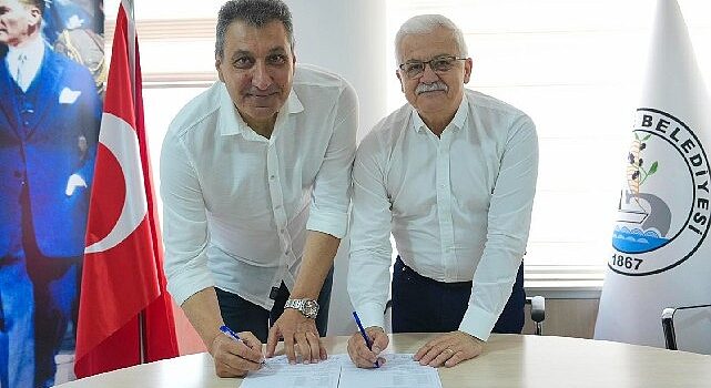 Aslan Yol Burhaniye Belediyespor’da Başantrenör Mustafa Seçerlioğlu dönemi başladı