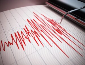 Ege Denizi'nde deprem!