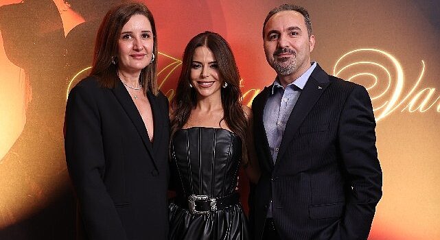 Kün Restoran’da yıldızlar buluşması