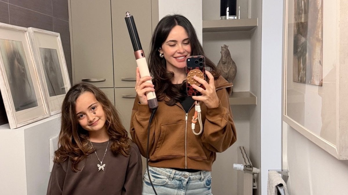 3 çocuk annesi! Zeynep Sever Demirel, fit haliyle beğeni topladı