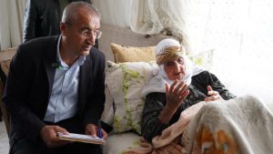 Adıyamanlı Hanım Orman, 105 yaşında AK Parti’ye üye oldu