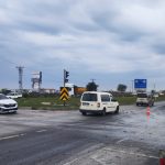 Antalya’da ambulansa yol verme kazasında ortalık savaş alanına döndü