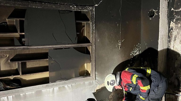 Aydın’da evde çıkan yangında ölümden döndü