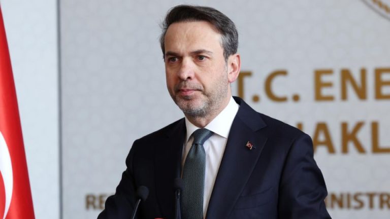 Bakan Bayraktar: Enerjide cari açığı bitirecek hasat dönemine giriyoruz