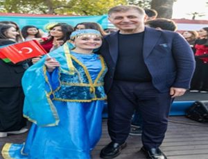 Başkan Tugay Dünya Türk Dili Ailesi Günü’nü öğrencilerle birlikte kutladı