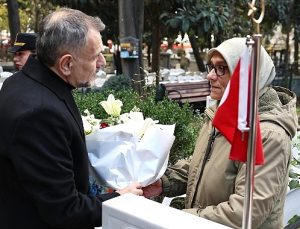 Başkan Vekili Akın, şehit Esma Çevik’i unutmadı