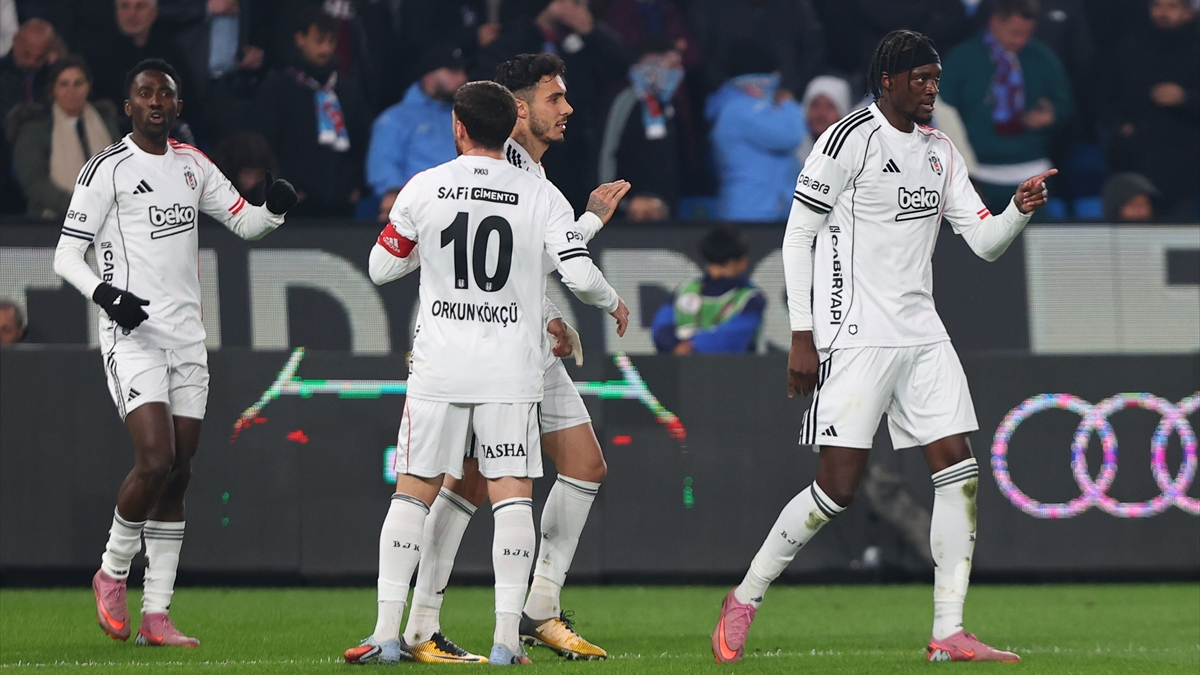 Beşiktaş – Rizespor maçının ilk 11’leri