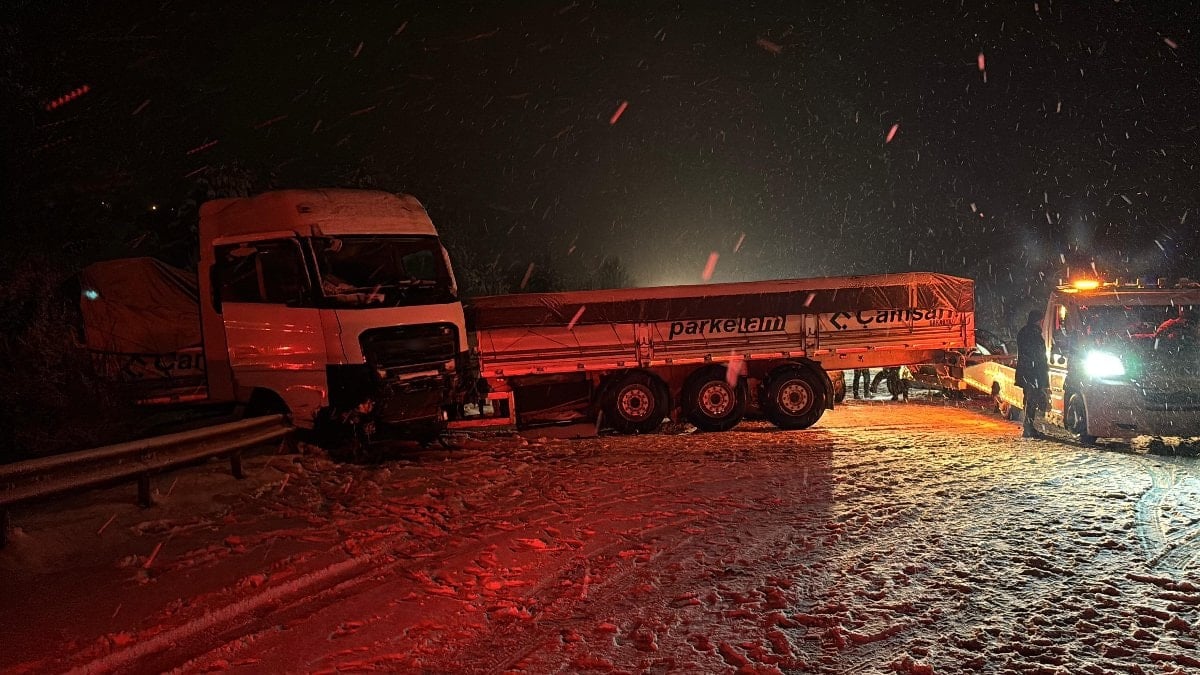 Bolu’da TEM Otoyolu’nda zincirleme kaza: Trafik durma noktasına geldi