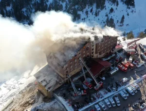 Bolu’daki Grand Kartal Otel yangını soruşturmasında 9 bürokrata yurt dışı çıkış yasağı