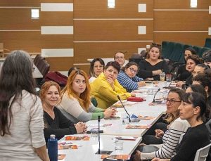 Bornova’da “Kadınların İnsan Hakları” için güçlü adım