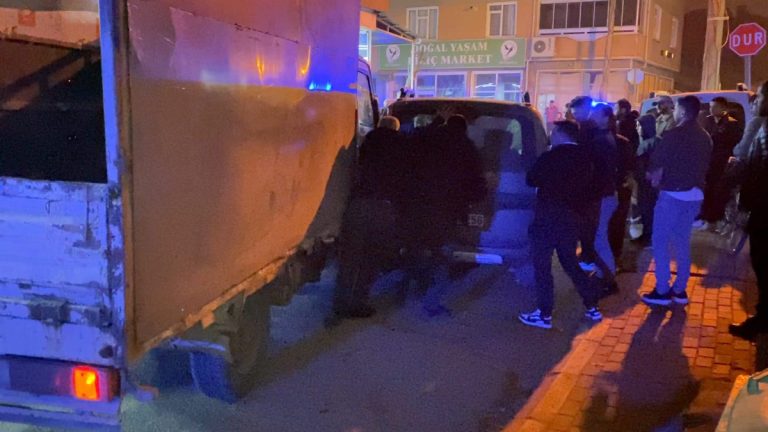 Bursa’da 3 araca çarpan kamyonetin sürücüsünün 2.49 promil alkollü olduğu tespit edildi