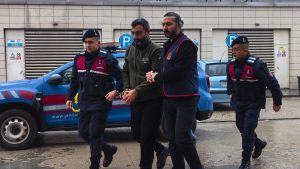 Bursa’da 30 yıl hapis cezasıyla aranan firari, bağ evinde yakalandı