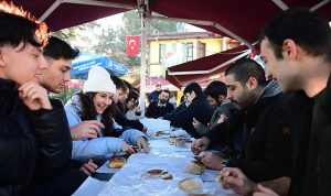 Bursa’nın Asırlık Lezzetlerine Osmangazi’de Yolculuk Yaptılar