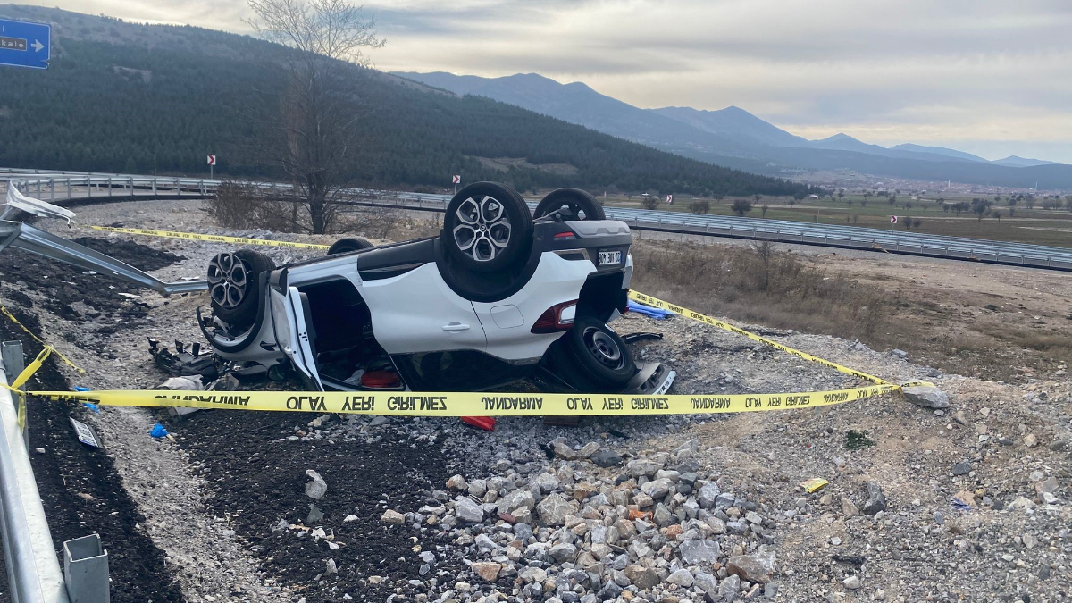 Denizli’de takla atan otomobilin sürücüsü hayatını kaybetti