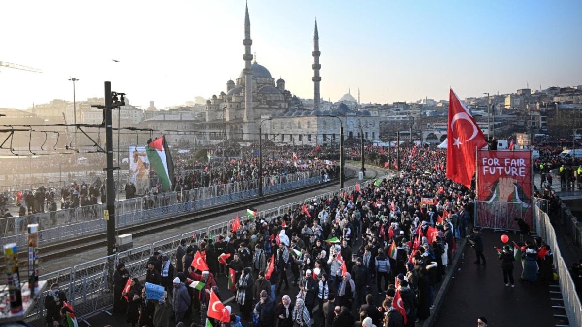 Dört büyükler tek yürek: 1 Ocak’ta Galata’da buluşuyoruz