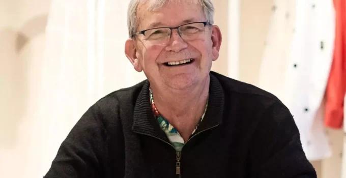 Dünyaca ünlü belgesel fotoğrafçısı Martin Parr, hayatını kaybetti