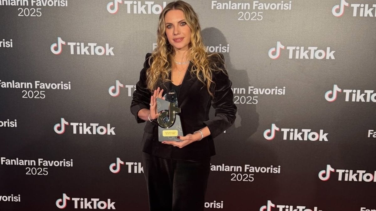 Eda Ece ve Buğrahan Tuncer’den yeni aile paylaşımı