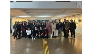 Egeli öğrenciler karakalem sanatında buluştu