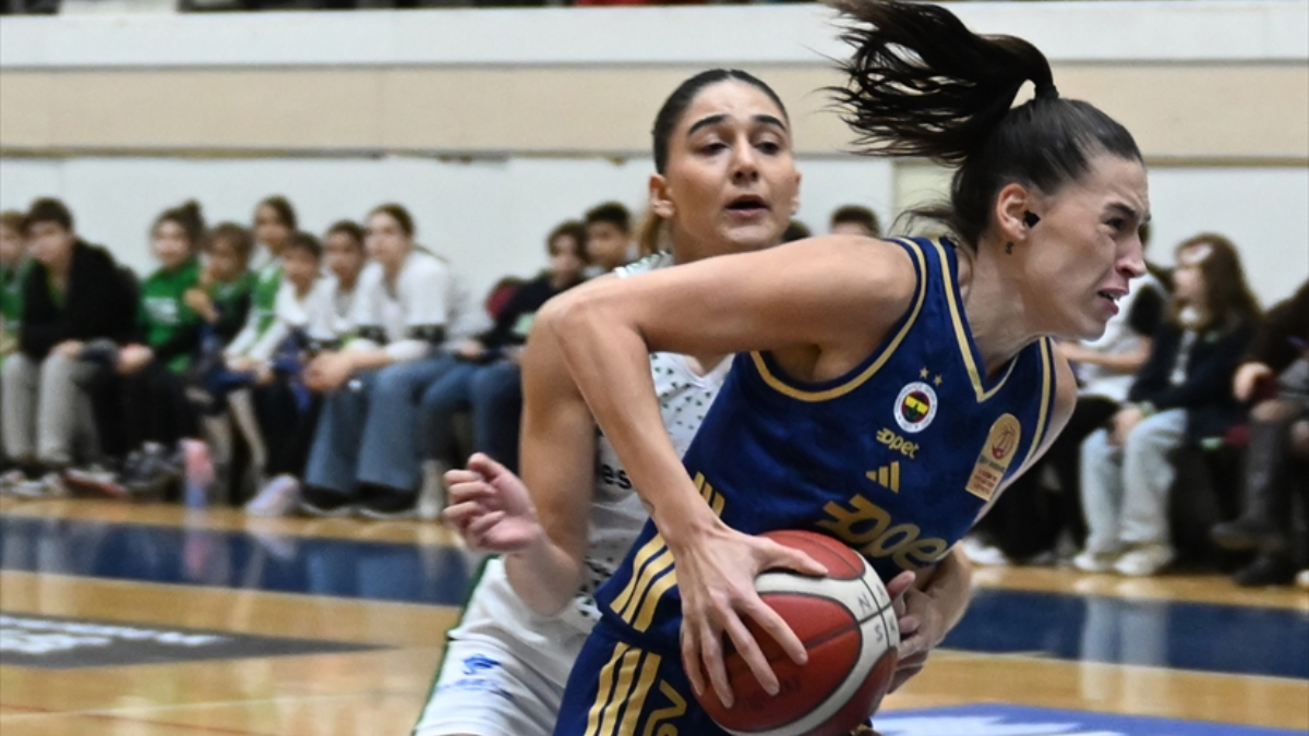 Fenerbahçe’den Nesibe Aydın’a 30 sayılık fark!