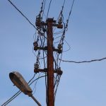 Hatay’da elektrik tellerinin bomba gibi patladığı anlar panik yarattı