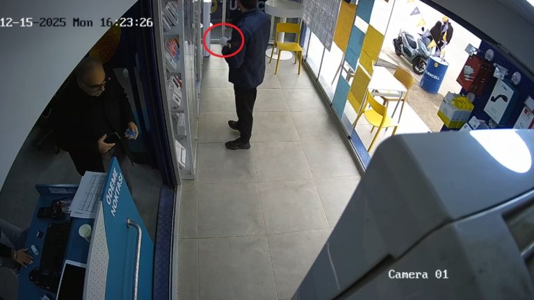 Hatay’da iş yerinden telefon çaldı