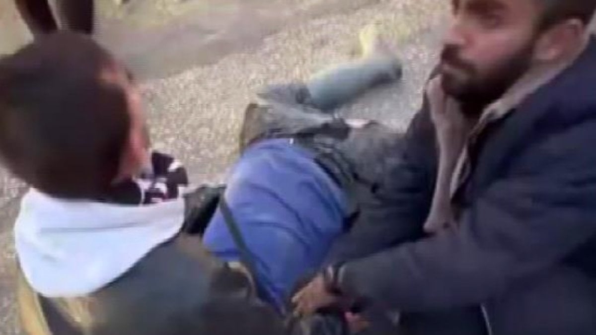 Hatay’da motosiklet sürücüsü mikserin altında kaldı