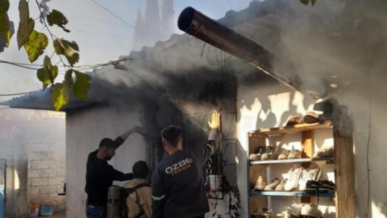 Hatay’da müstakil evde yangın