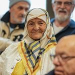 Huzurevi sakinlerine yeni yıl ziyareti