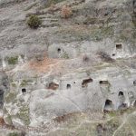 İndağı Kaya Mezarları zamanda yolculuk sunuyor