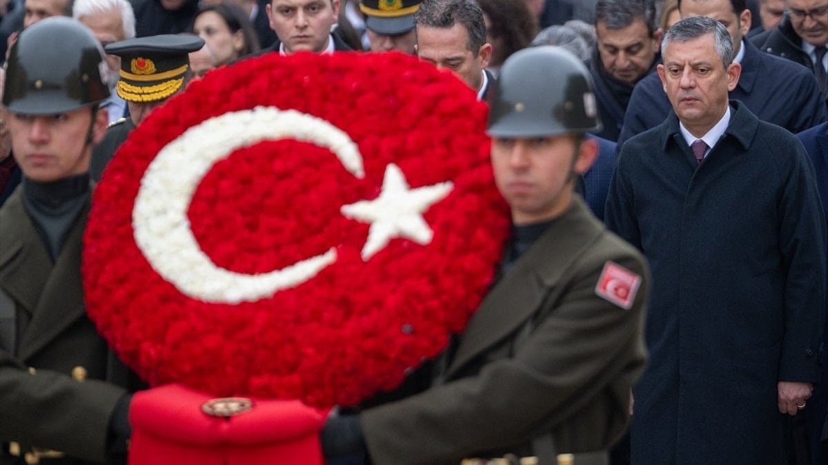 İsmet İnönü, vefatının 52. yılında mezarı başında anıldı