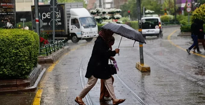 İstanbul için AKOM’dan uyarı: 4 gün yağış var