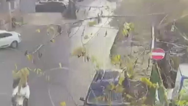 İstanbul’da aynı gün işlenen iki farklı cinayete ilişkin 15 şüpheli yakalandı