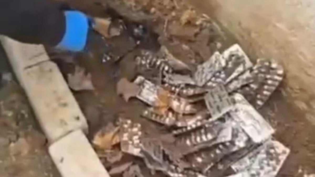 İzmir’de toprağa gömülü uyuşturucu bulundu