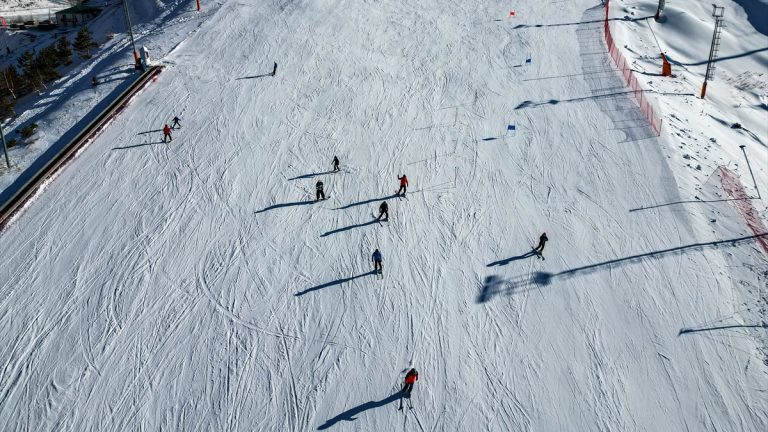 Kayak merkezlerinde hafta sonu hareketliliği: Kar kalınlıkları zirve yaptı