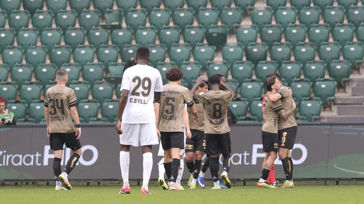 Kocaelispor, Erzurumspor FK’ya 3 attı